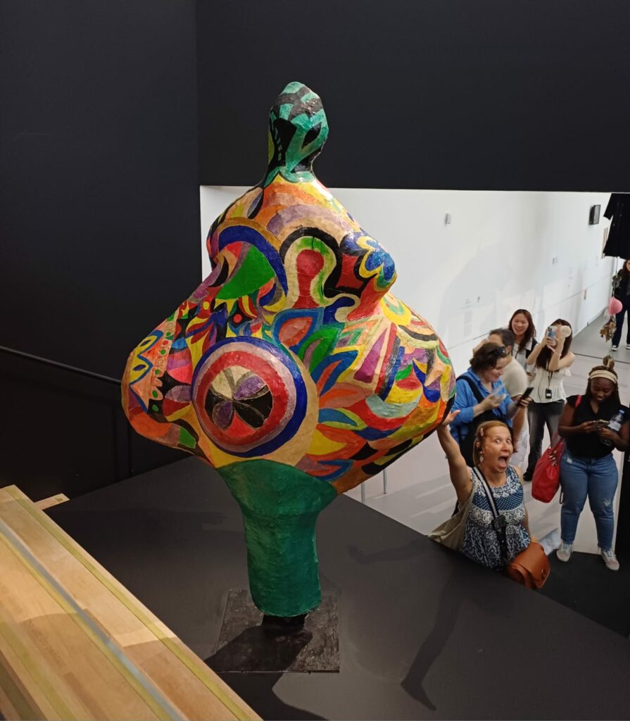 international students visiting Grand Palais